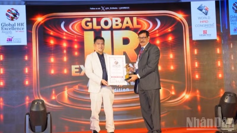 Hãng hàng không Vietjet đã được World HRD Congress & Awards vinh danh với ba giải thưởng quốc tế danh giá.