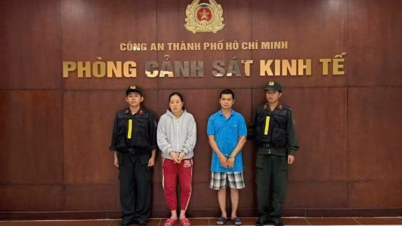 Các đối tượng tại cơ quan chức năng. 