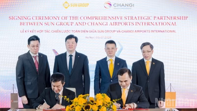 Sun Group và CAI ký Biên bản ghi nhớ Hợp tác chiến lược toàn diện về phát triển và vận hành sân bay.