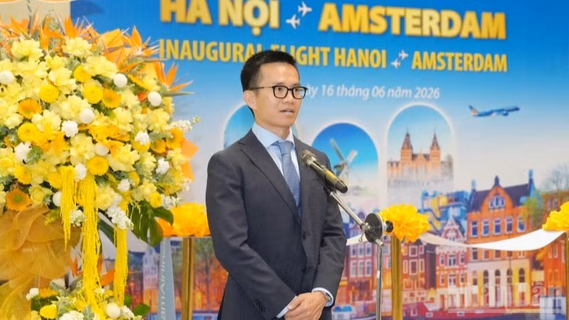 ndo_br_ptgd-vietnam-airlines-nguyen-quang-trung-phat-bieu-2320.jpg