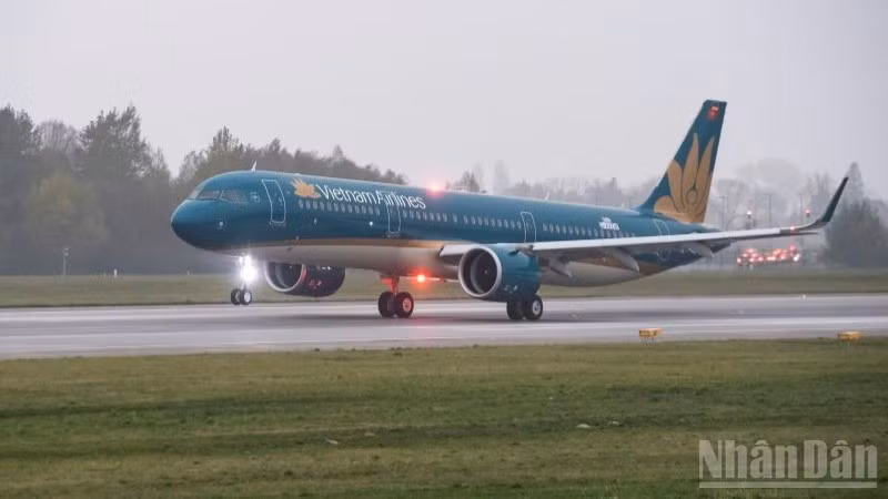 Vietnam Airlines điều chỉnh kế hoạch khai thác nhiều chuyến bay do ảnh hưởng bão số 11 (Matmo).