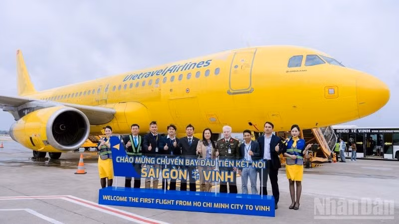 Ngày 1/2, hãng hàng không Vietravel Airlines đã chính thức khai trương đường bay thẳng Thành phố Hồ Chí Minh-Vinh.