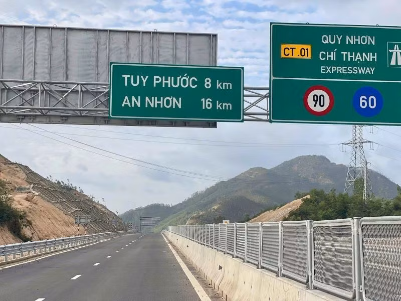 quy-nhon-chi-thanh.jpg