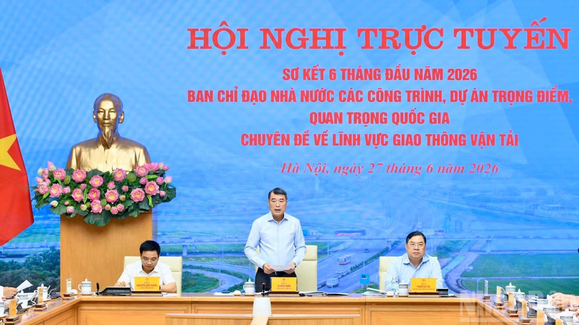 Thủ tướng Chính phủ Lê Minh Hưng chủ trì Hội nghị trực tuyến sơ kết 6 tháng đầu năm 2026 Ban Chỉ đạo Nhà nước các công trình, dự án trọng điểm, quan trọng quốc gia chuyên đề về lĩnh vực giao thông vận tải. (Ảnh: THANH GIANG)