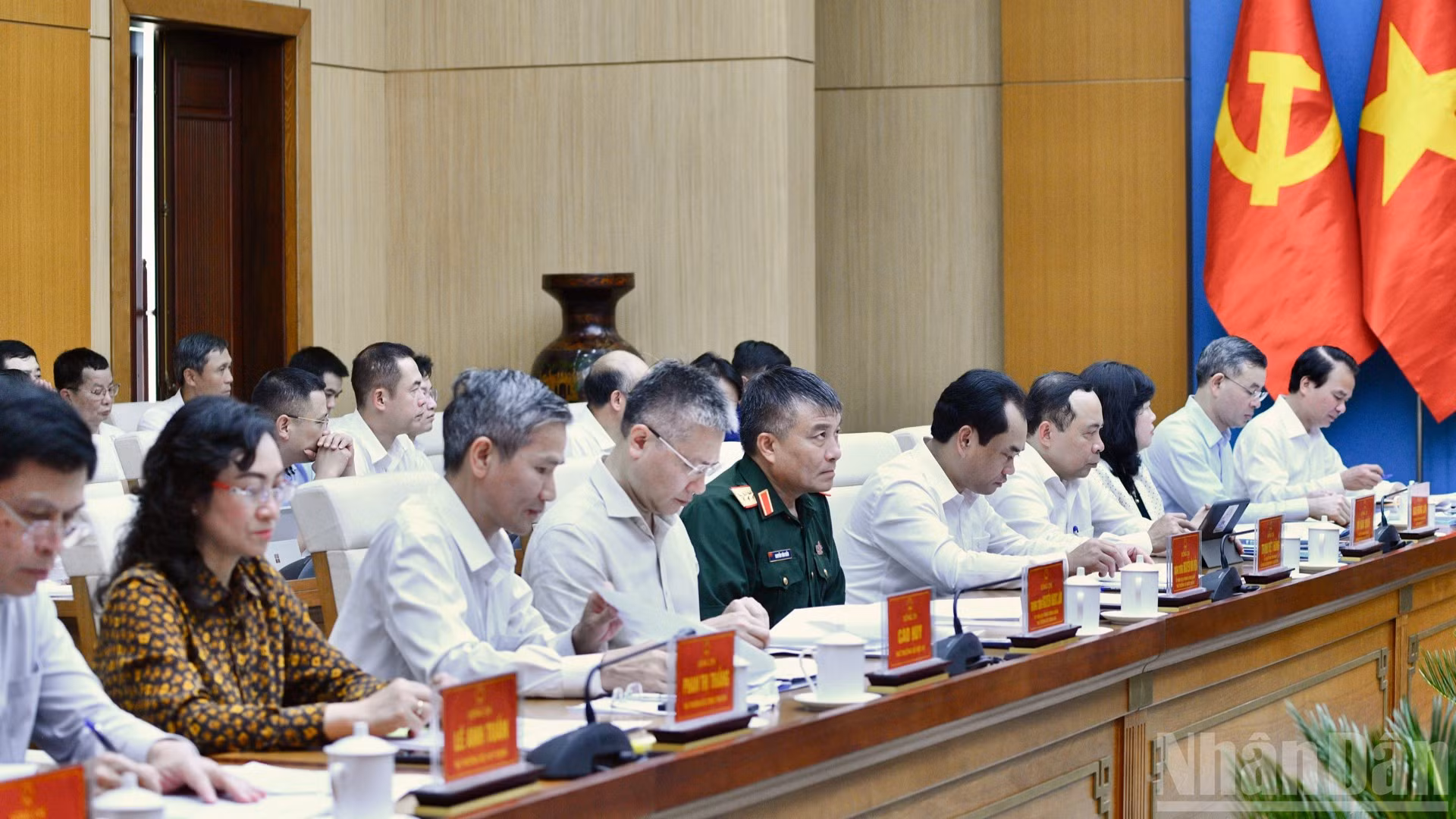 Lãnh đạo các bộ, ngành Trung ương tham dự cuộc làm việc. (Ảnh: THANH GIANG)