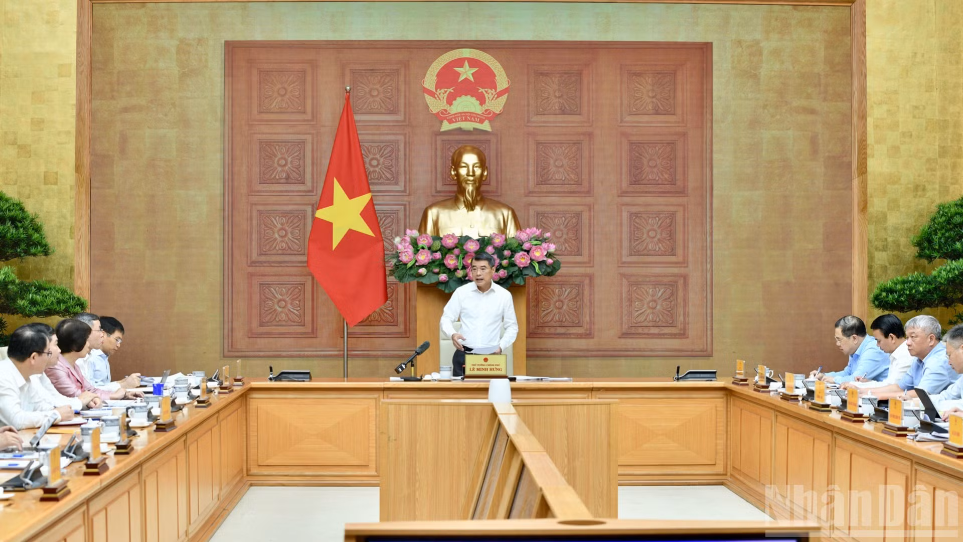 Quang cảnh cuộc làm việc. (Ảnh: THANH GIANG)