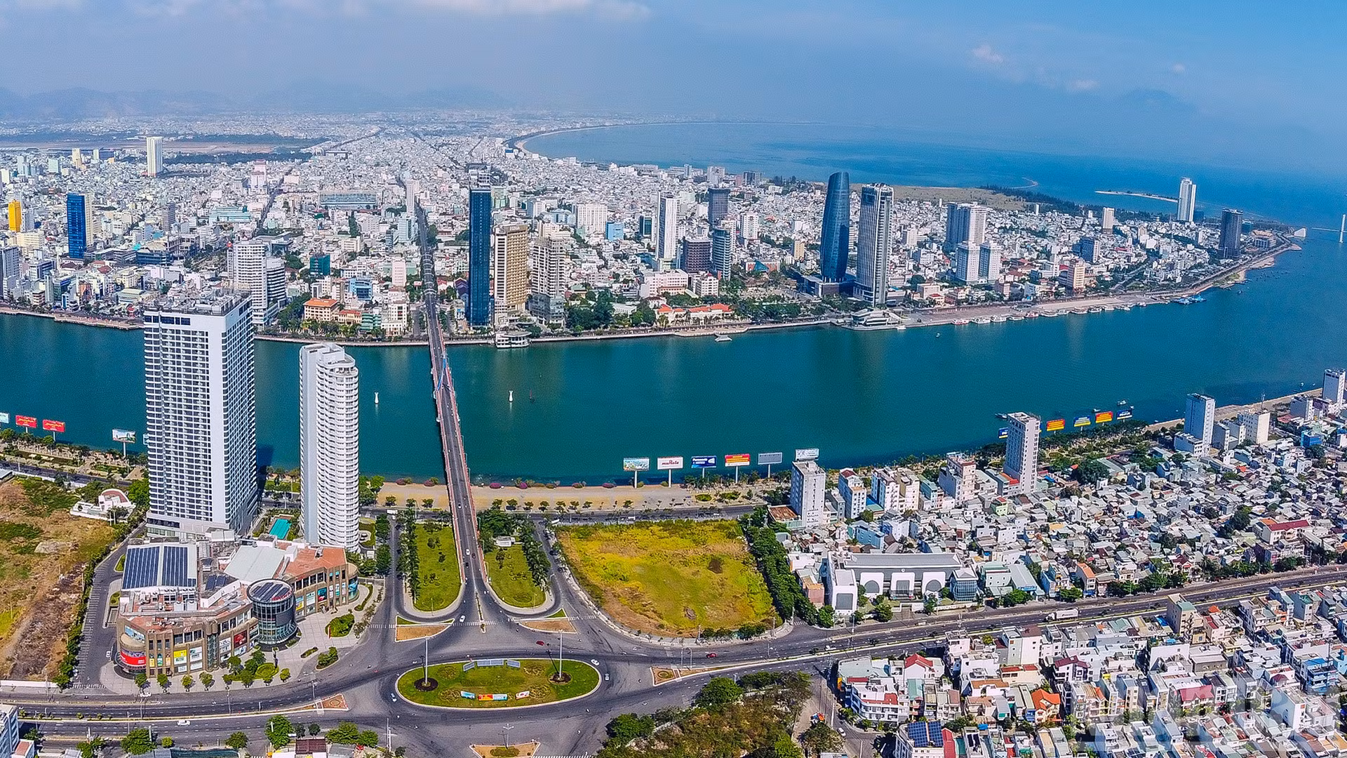 Đà Nẵng toàn cảnh.