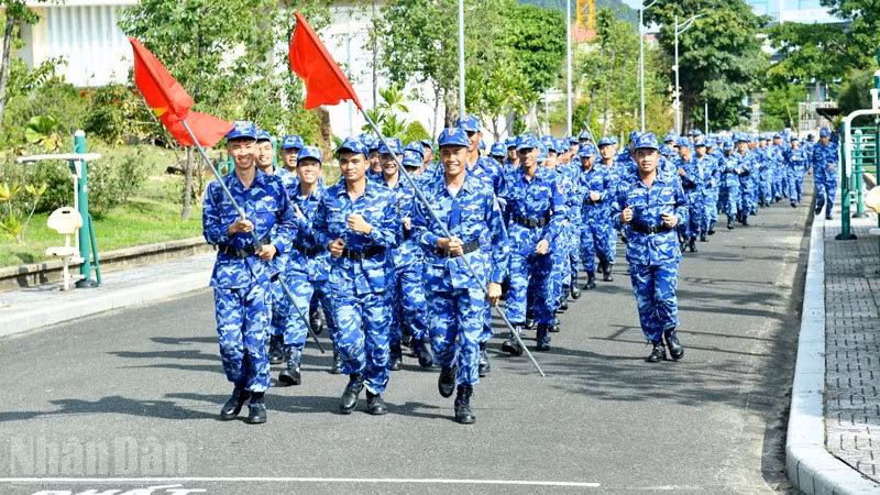Cán bộ, chiến sĩ Bộ Tư lệnh Vùng Cảnh sát biển 4 tham gia Ngày chạy thể thao quân sự CISM và hưởng ứng ngày chạy Olympic năm 2026.
