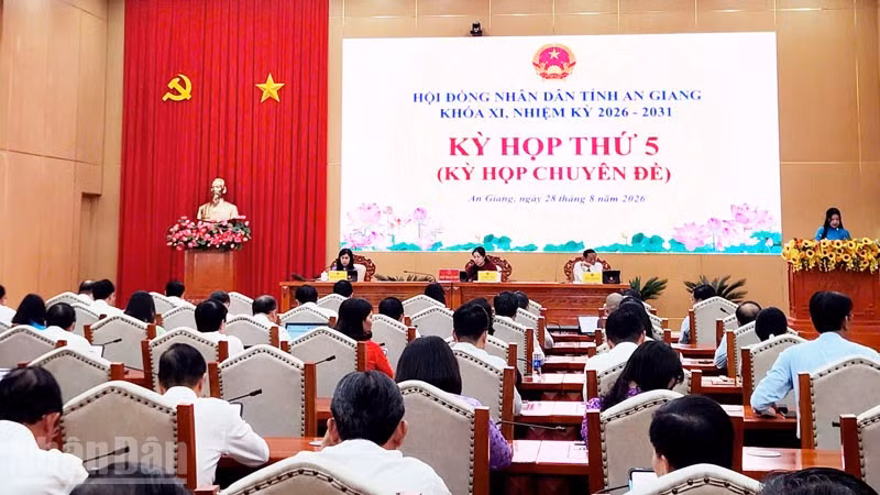 Quang cảnh Kỳ họp. (Ảnh: QUỐC TRINH)
