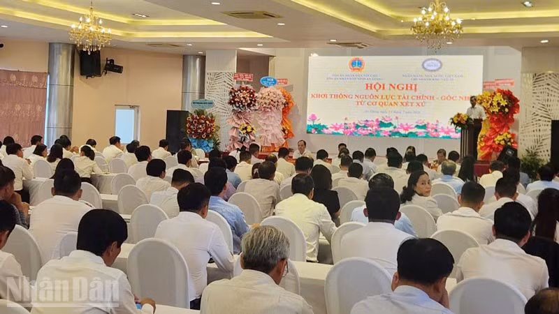 Quang cảnh hội nghị.