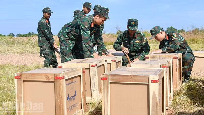 Dàn pháo hoa hiện đại đã sẵn sàng tại khu vực phường Rạch Giá.