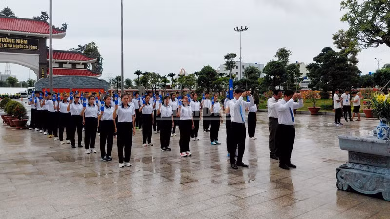ndo_c_2-422.jpg
