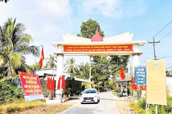 Diện mạo nông thôn xã Đồng Khởi ngày càng phát triển.