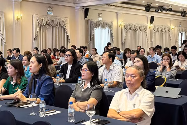 Các đại biểu tham dự buổi công bố cuộc thi. (Ảnh: Ban Tổ chức cung cấp)