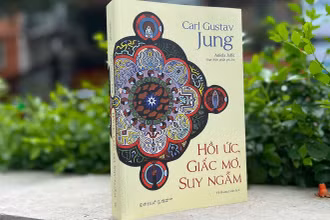 Cuốn “Hồi ức, Giấc mơ, Suy ngẫm” của nhà tâm lý học Carl Gustav Jung. (Ảnh: Omega Plus Books)