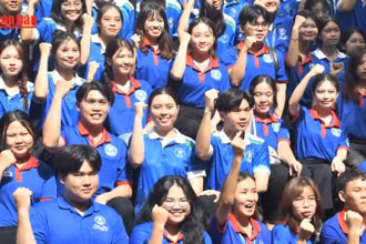 [Video] Hơn 23.000 sinh viên tình nguyện “Tiếp sức mùa thi” năm 2025