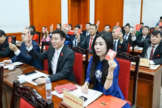 Đại hội Đảng bộ cơ quan Ban Tổ chức Trung ương biểu quyết thống nhất cao với phương hướng, nhiệm vụ trong giai đoạn mới. (Ảnh DUY LINH)