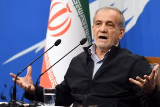 Tổng thống Iran Masoud Pezeshkian. (Ảnh: XINHUA)
