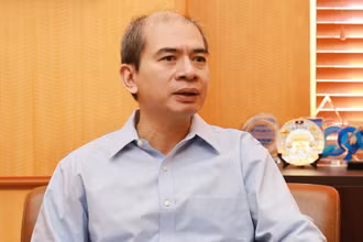 Giáo sư, Tiến sĩ Trần Tuấn Anh.