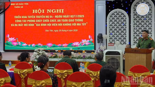 Ra mắt mô hình “Hội viên nói không với ma túy” tại xã Bảo Yên. (Ảnh: Công an xã Bảo Yên)