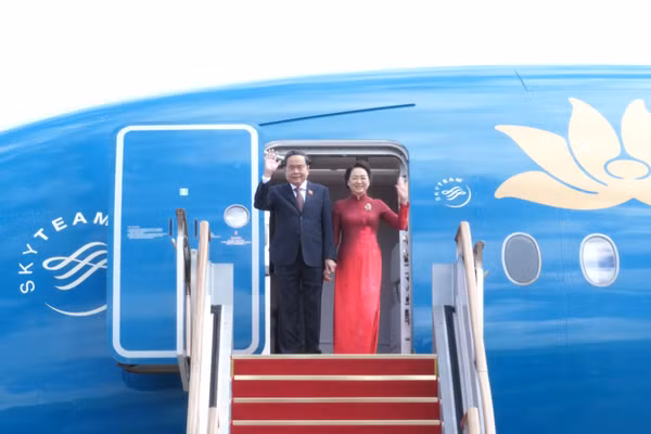 [Video] Chủ tịch Quốc hội Trần Thanh Mẫn và Phu nhân bắt đầu thăm chính thức Hàn Quốc