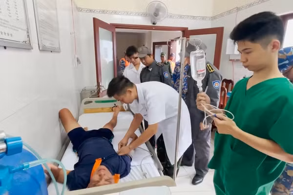 [Video] Đà Nẵng tập trung tìm kiếm, cứu nạn các thuyền viên tàu QNa 90859 TS