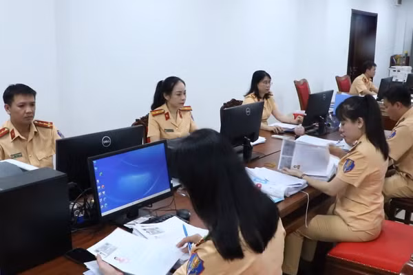 [Video] TP Hồ Chí Minh rà soát dữ liệu đăng ký xe, đề xuất tăng phạt lỗi đỗ xe