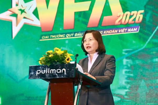 Chủ tịch Ủy ban chứng khoán Nhà nước Vũ Thị Chân Phương phát biểu tại VFA 2026. (Nguồn ảnh: Ban Tổ chức)