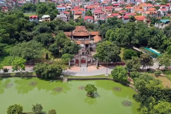 Đình Ngự triều Di quy trong quần thể Di tích quốc gia đặc biệt Thành cổ Cổ Loa, Hà Nội. (Ảnh GIANG NAM)
