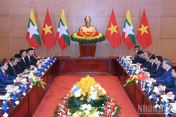 Tổng Bí thư, Chủ tịch nước Tô Lâm hội đàm với Tổng thống Myanmar Min Aung Hlaing, tại Hà Nội, ngày 5/9/2026. (Ảnh: ĐĂNG KHOA)