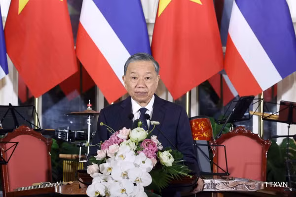 Tổng Bí thư, Chủ tịch nước Tô Lâm phát biểu tại tiệc chiêu đãi Nhà vua Vương quốc Thái Lan Maha Vajiralongkorn Phra Vajiraklaochaoyuhua và Hoàng hậu cùng Đoàn đại biểu Hoàng gia Thái Lan. (Ảnh: TTXVN)