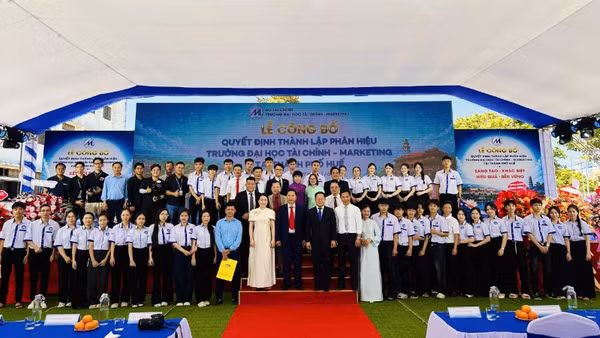 Trường Đại học Tài chính – Marketing (UFM) tổ chức Lễ công bố Quyết định thành lập Phân hiệu tại thành phố Huế.