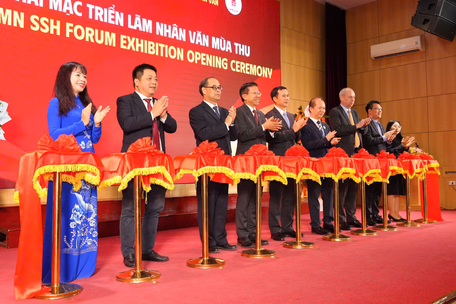 Gallery - Khoa học xã hội và nhân văn trong thời đại trí tuệ nhân tạo và hội nhập quốc tế - image 3