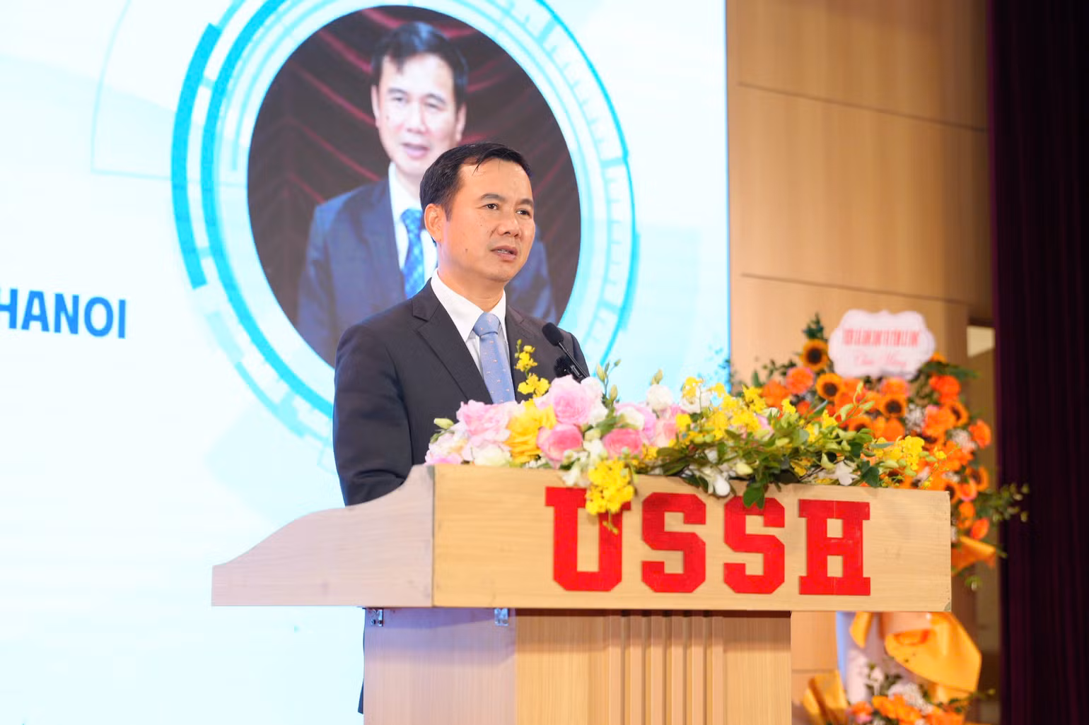 Gallery - Khoa học xã hội và nhân văn trong thời đại trí tuệ nhân tạo và hội nhập quốc tế - image 4