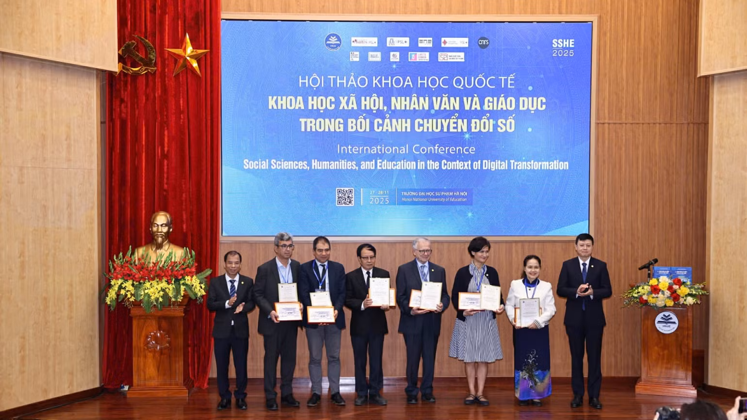 67f1728a-cac1-459d-81b5-58de61e0931e-6473.jpg