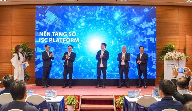 Nền tảng kết nối đổi mới sáng tạo ISC kết nối mạng lưới các trung tâm đổi mới sáng tạo với doanh nghiệp, viện nghiên cứu, trường đại học, chuyên gia, doanh nghiệp công nghệ, startup, quỹ đầu tư và các đối tác trong nước, quốc tế. (Ảnh QUANG HUY)