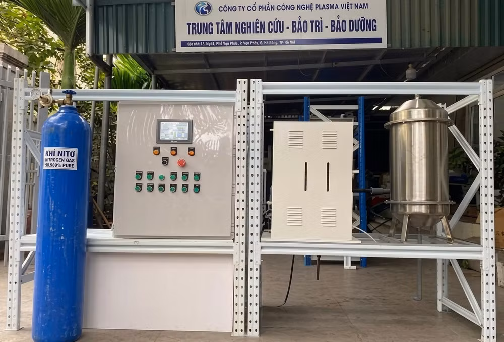 Dự án “Hoàn thiện quy trình công nghệ, sản xuất và đánh giá thử nghiệm thiết bị xử lý nước thải y tế bằng công nghệ Plasma kết hợp Ozon công suất 1-5 m3/ngày đêm”, do Công ty cổ phần Công nghệ Plasma Việt Nam chủ trì thực hiện.