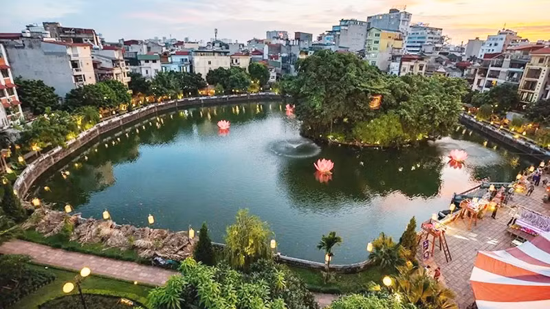 Đêm hội Hoa đăng Hồ Văn