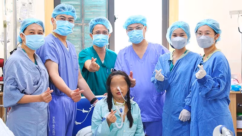 Bệnh nhân hồi phục sau ca phẫu thuật. Ảnh do bệnh viện cung cấp