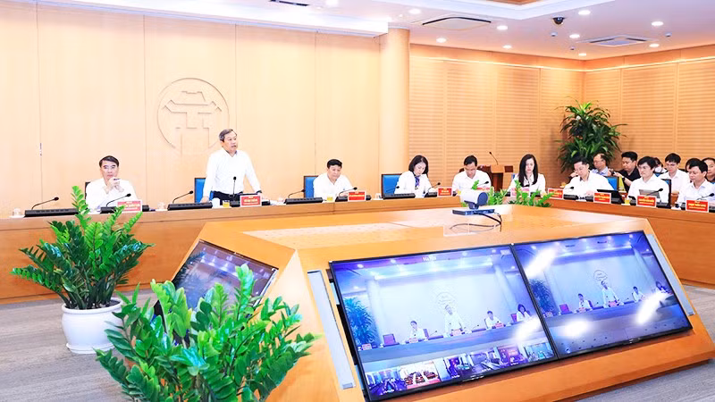 Thành phố đang tiếp tục hoàn thiện các tiêu chí và lộ trình để xin ý kiến các cơ quan Trung ương trước khi chính thức thực hiện. Ảnh: VGP/MINH ANH