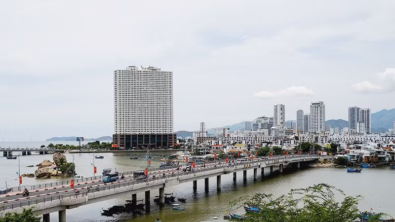 Hội thảo quốc gia về đổi mới mô hình phát triển đất nước