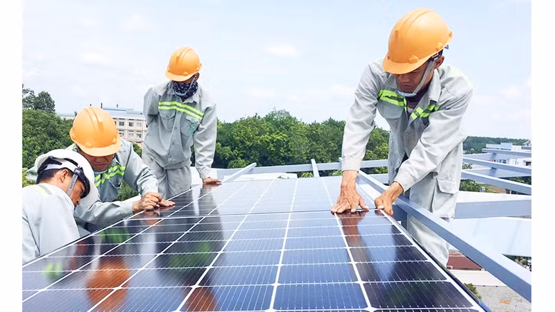 Lắp đặt điện năng lượng mặt trời tại Thành phố Hồ Chí Minh.