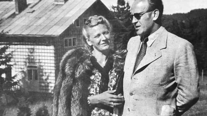 Vợ chồng Oskar và Emilie Schindler là ân nhân của 1.200 người Do Thái. Ảnh: GETTY IMAGES