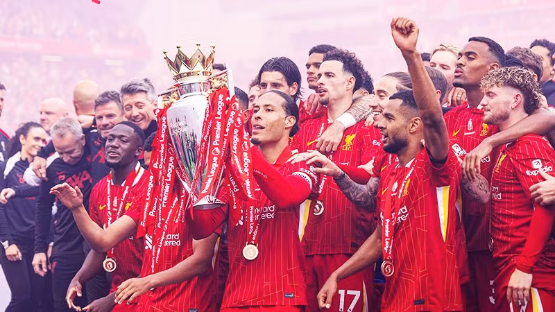 Đương kim vô địch Liverpool cuối tuần này sẽ bước vào chiến dịch mới để bảo vệ ngôi vô địch.