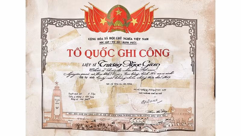 Bằng ghi công liệt sĩ Trương Ngọc Giao.