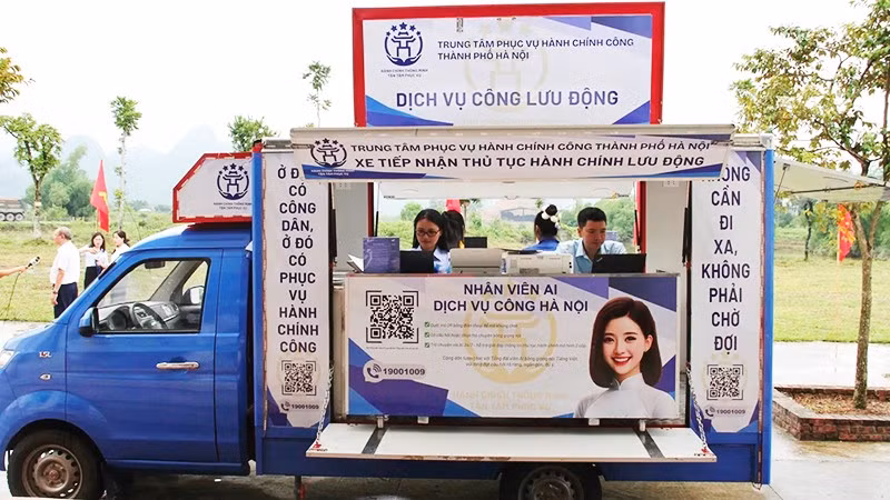 Xe “Dịch vụ công lưu động” được trang bị đầy đủ hạ tầng công nghệ và tiện ích hiện đại.
