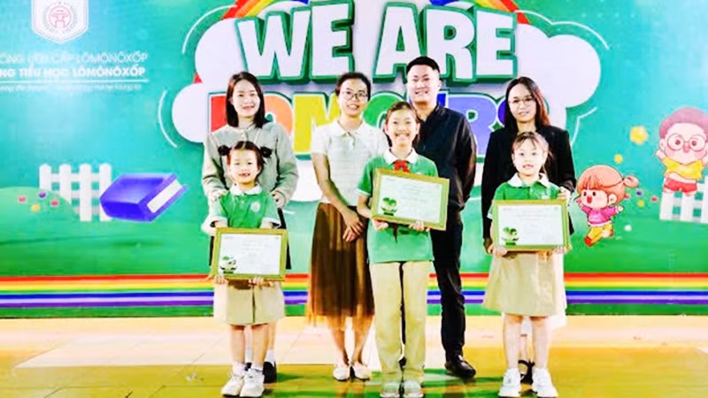 Chia vui cùng tác giả giành giải.