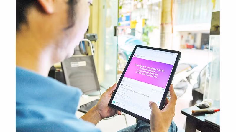 Dữ liệu cá nhân được rao bán trên mạng. Ảnh: THẾ ĐẠI