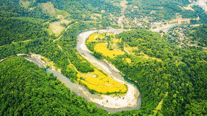 Sông Lam như một câu thơ
