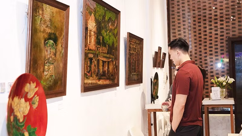 Một góc triển lãm. 